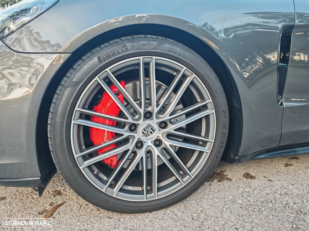 Porsche Panamera 4 E-Hybrid Executive - 6