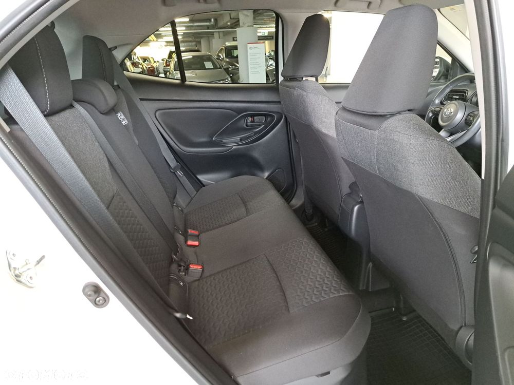 Toyota Yaris Cross Hybrid 1.5 Comfort - 15