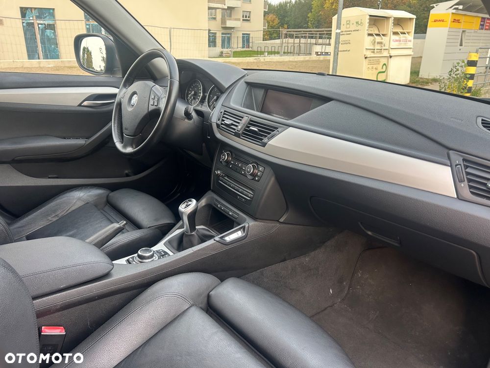 BMW X1 sDrive20d - 16