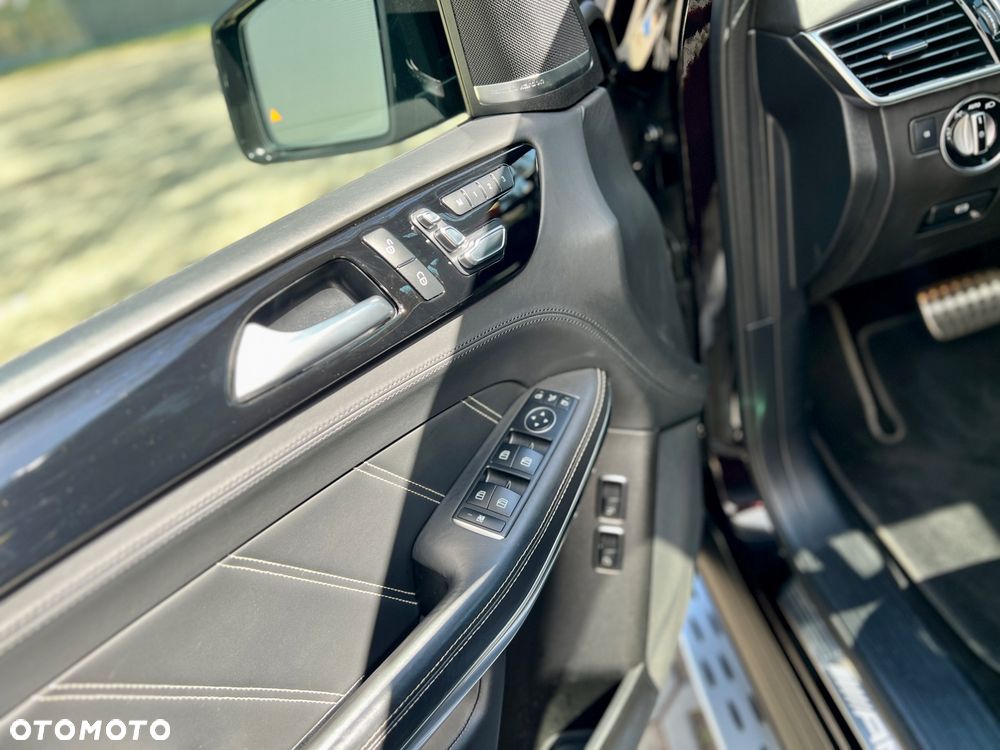 Mercedes-Benz GLS AMG 63 4Matic AMG Speedshift 7G-TRONIC - 14