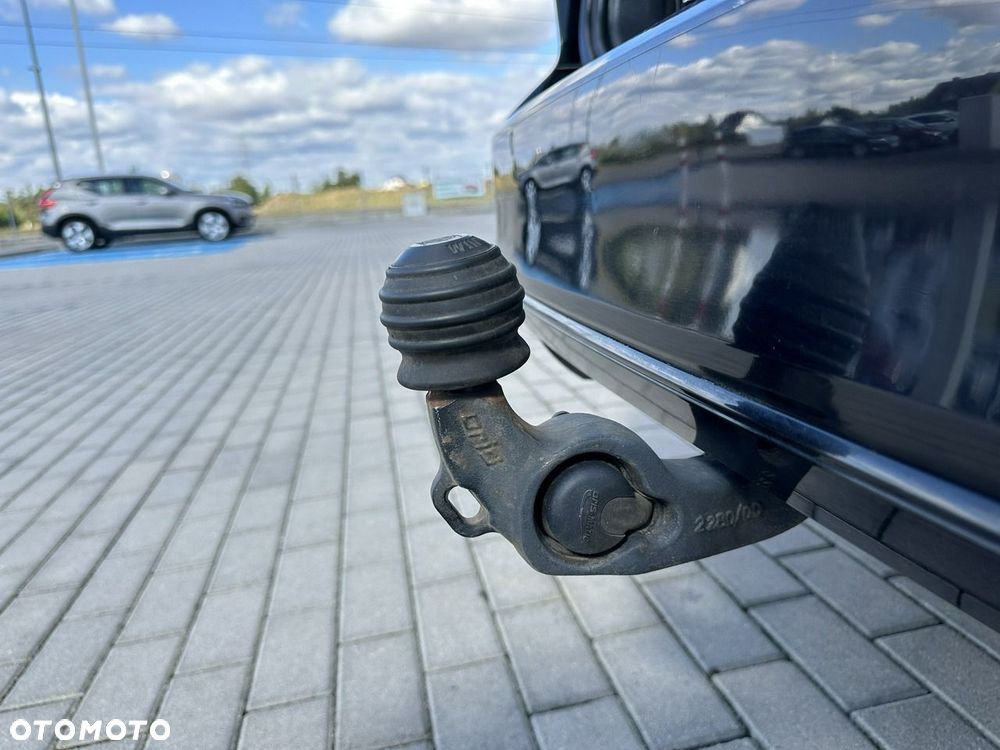 Volkswagen Passat Variant 2.0 TDI BMT Comfortline - 34