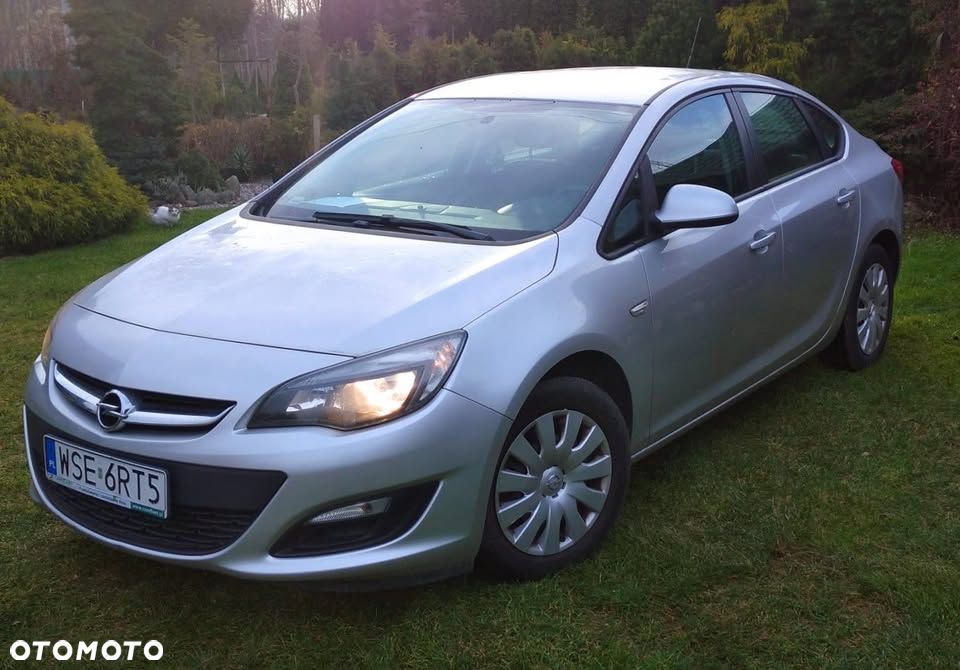 Opel Astra 1.4 T Enjoy - 1