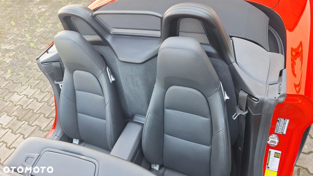 Porsche Boxster - 26