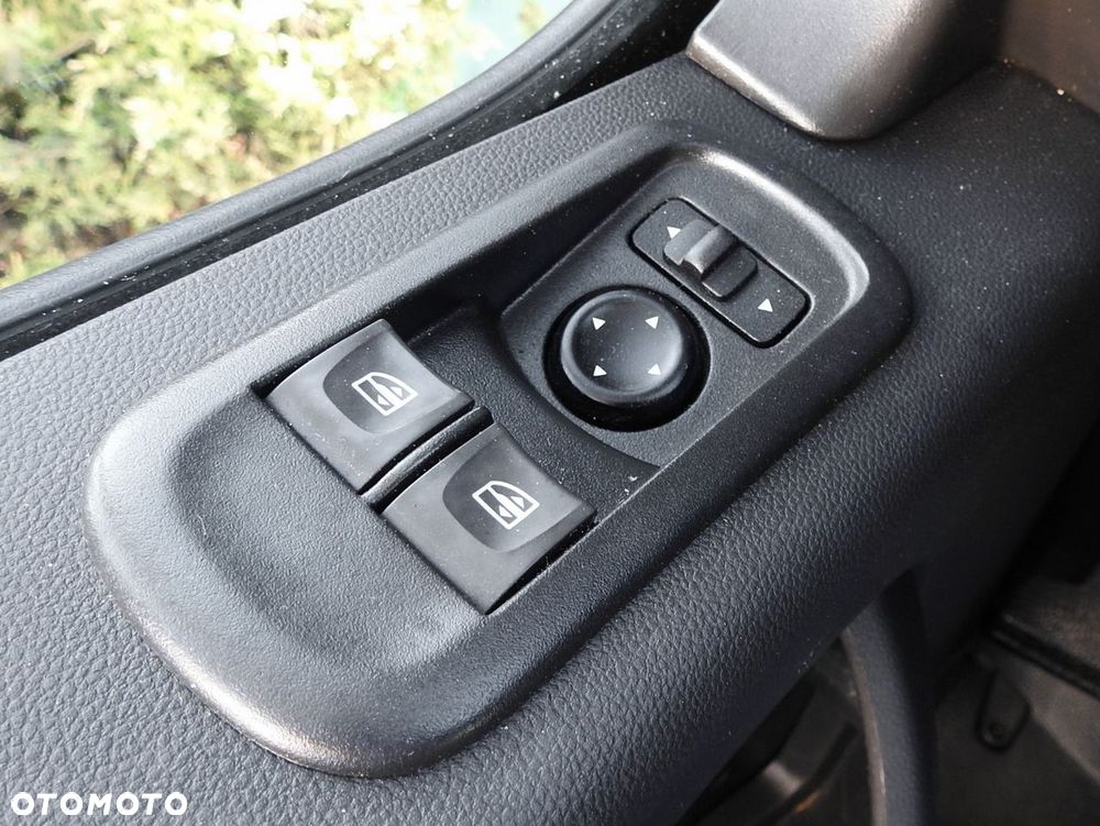 Renault MASTER PLANDEKA 10 PALET WEBASTO TEMPOMAT KLIMATYZACJA LEDY  165KM - 29