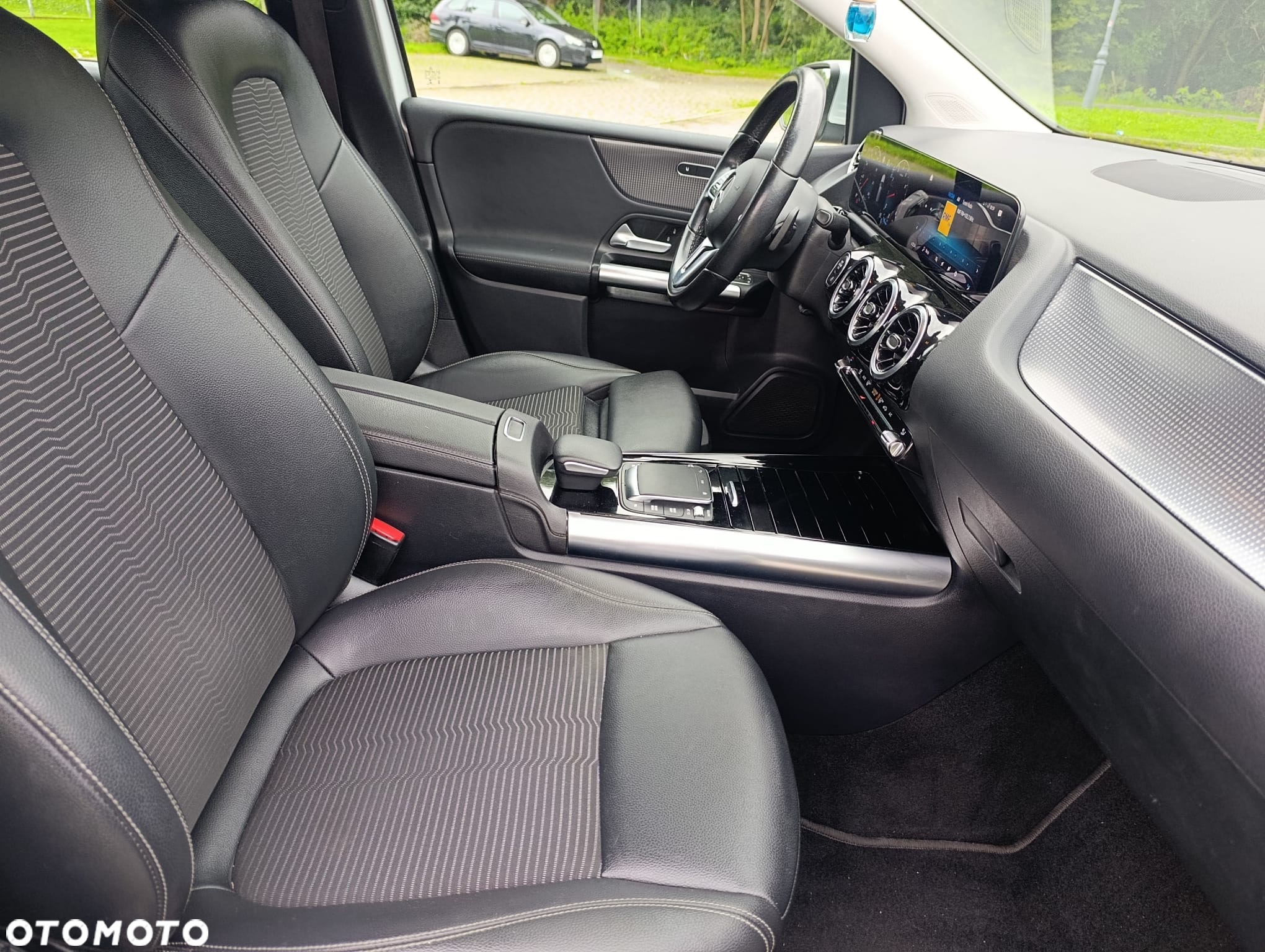 Mercedes-Benz Klasa B 250 7G-DCT - 19