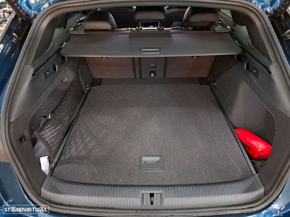 VW ID.7 Tourer 77 kWh Pro Urban - 25