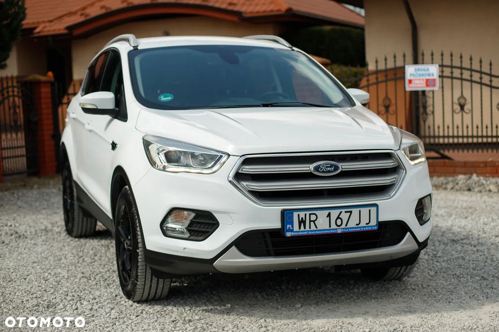Ford Kuga 2.0 TDCi 2x4 Titanium - 15
