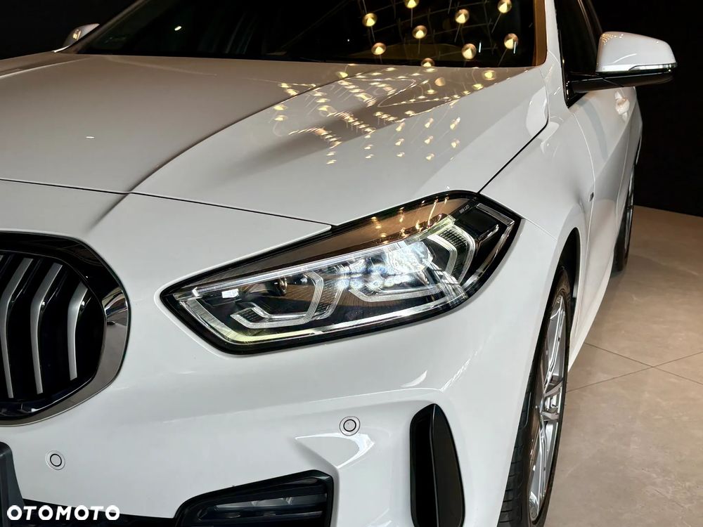 BMW Seria 1 118i M Sport - 4