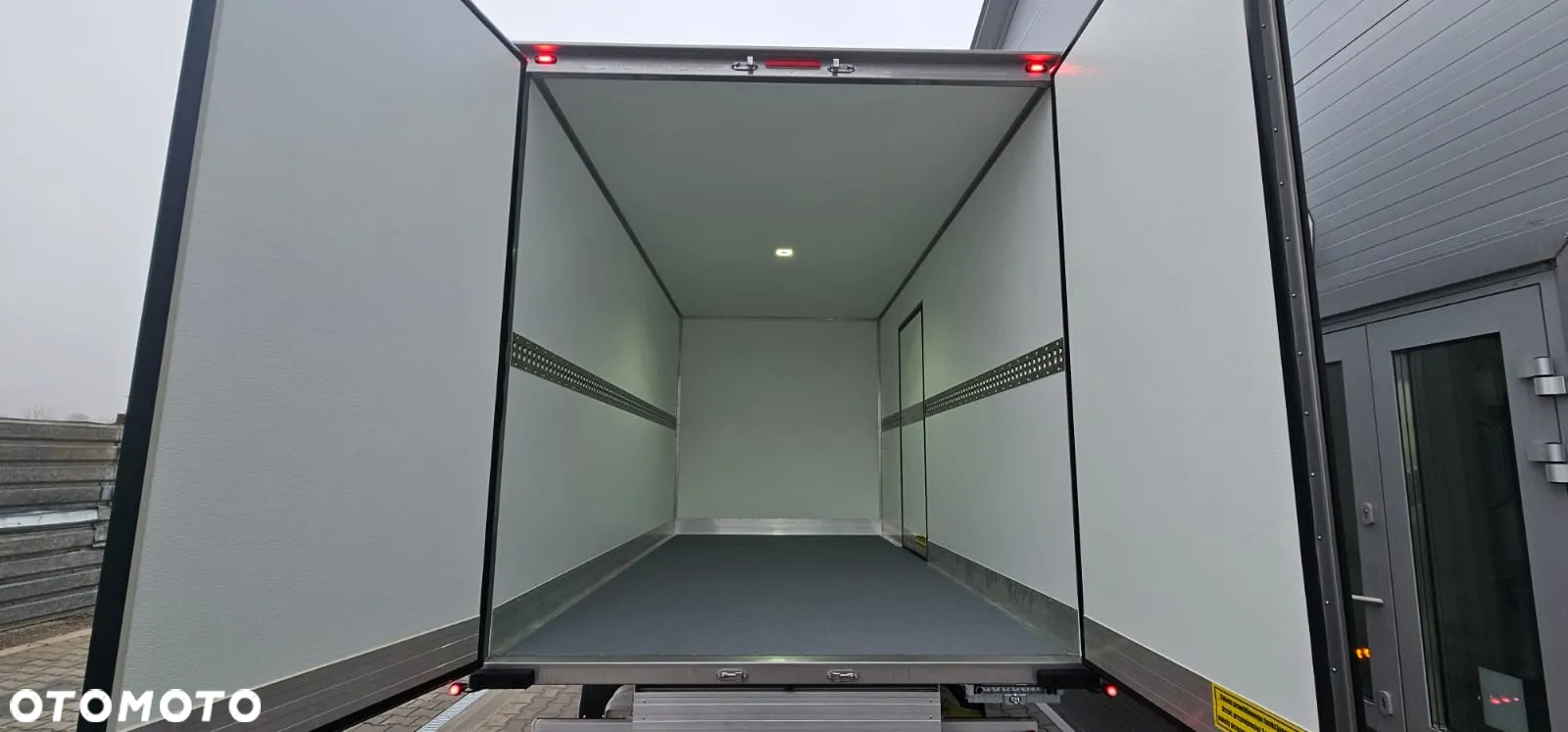 Volkswagen Crafter - 9