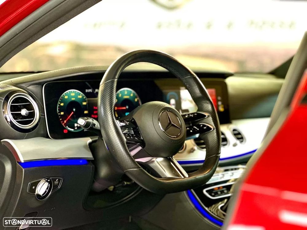 Mercedes-Benz E 300 de 4Matic 9G-TRONIC Night Edition - 22