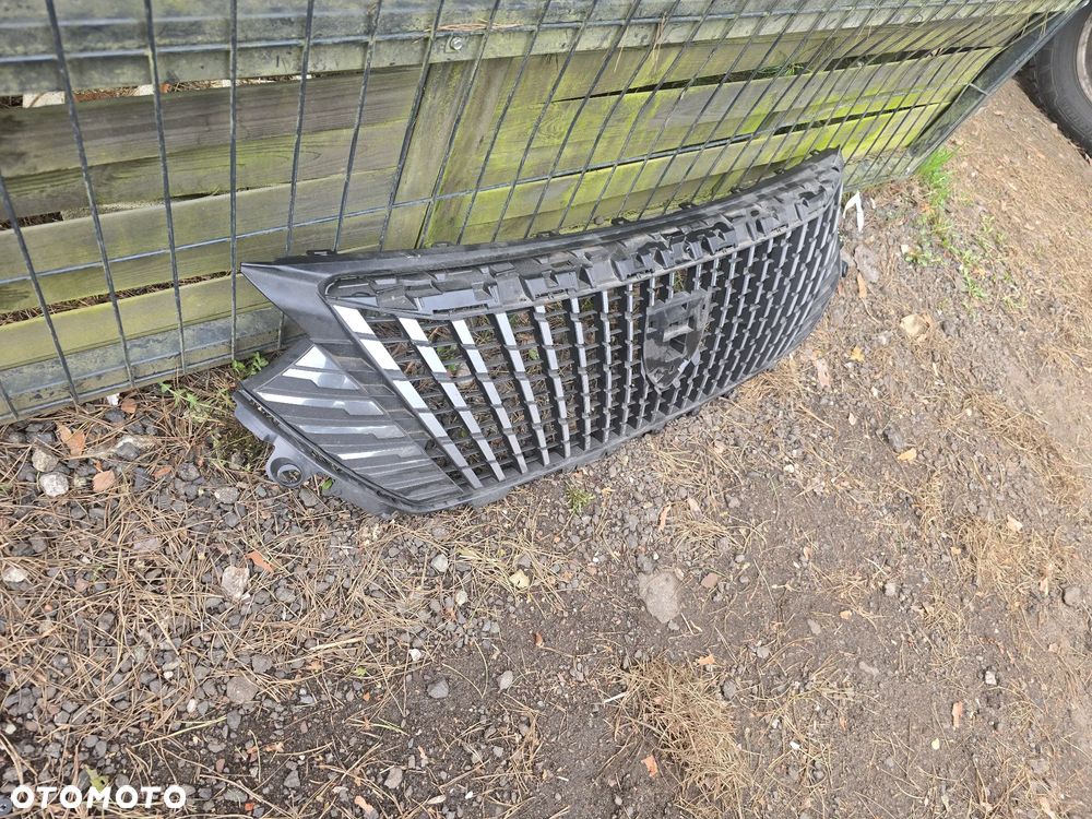 Peugeot 2008 II grill atrapa oryginał - 2