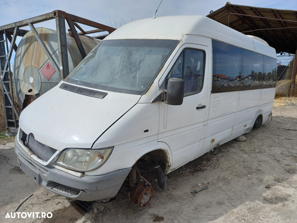 Dezmembrari  Mercedes-Benz SPRINTER (W903)  1995  > 2006 413 CDI Moto