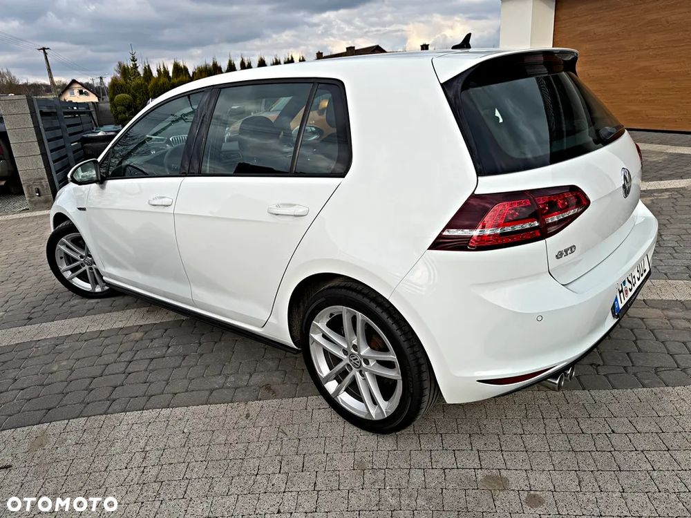 Volkswagen Golf GTD (BlueMotion Technology) - 9