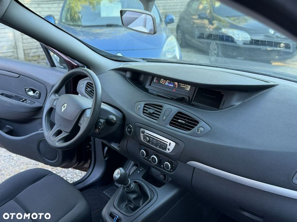 Renault Scenic - 18