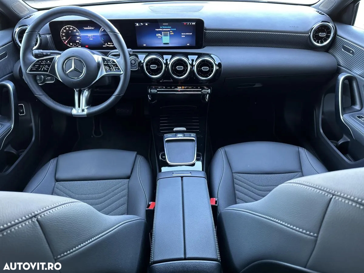 Mercedes-Benz A 200 MHEV 7G-DCT - 12