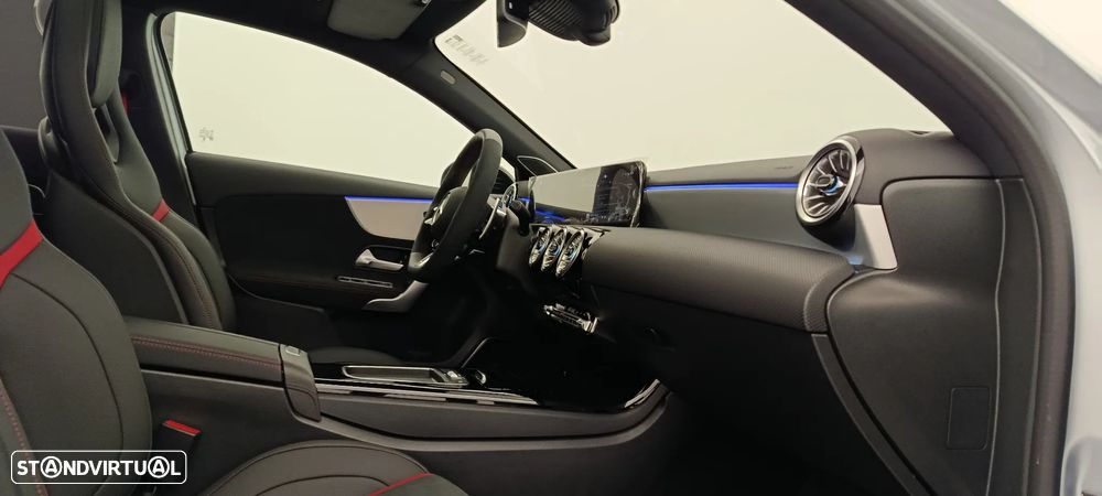 Mercedes-Benz A 45 AMG S 4Matic+ - 29