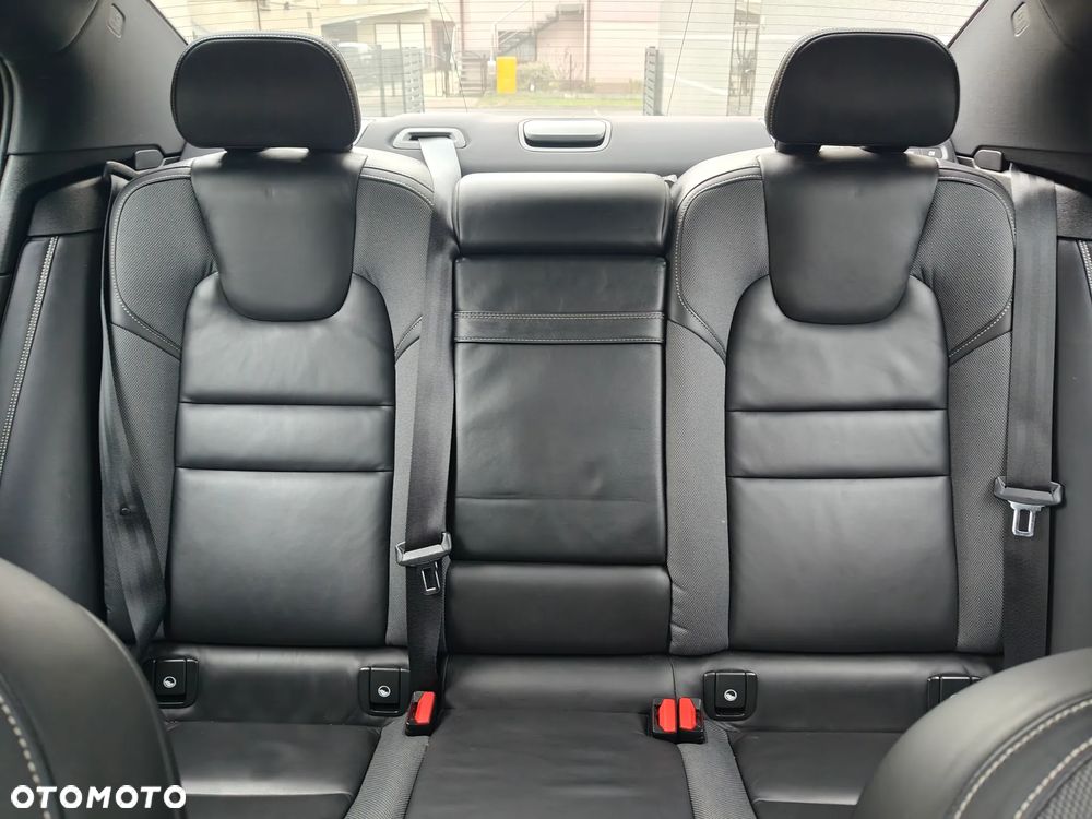 Volvo S60 T5 Geartronic RDesign - 13