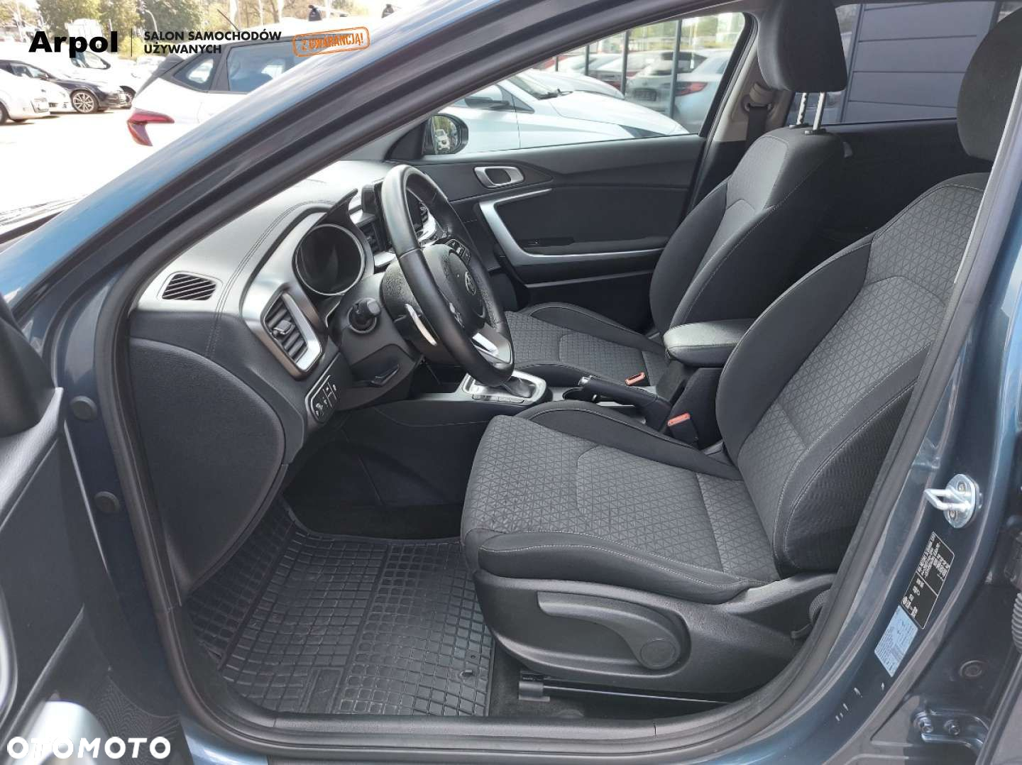 Kia Ceed 1.4 T-GDI M DCT - 9