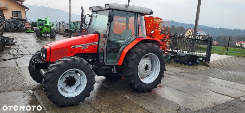 Massey Ferguson 4335 4X4 - 5