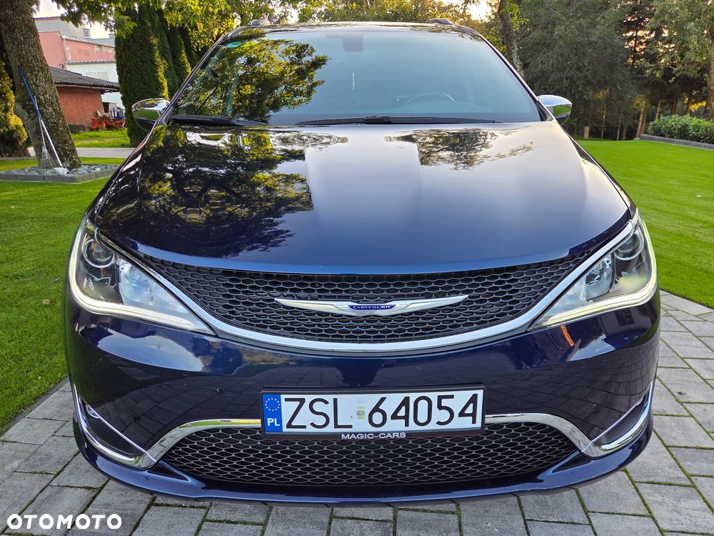 Chrysler Pacifica - 23