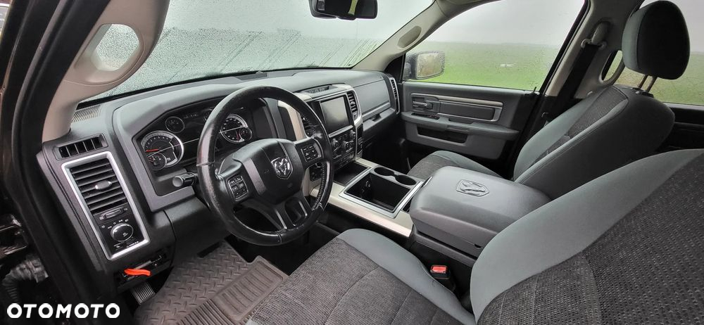 Dodge RAM 1500 5.7 4x4 - 6