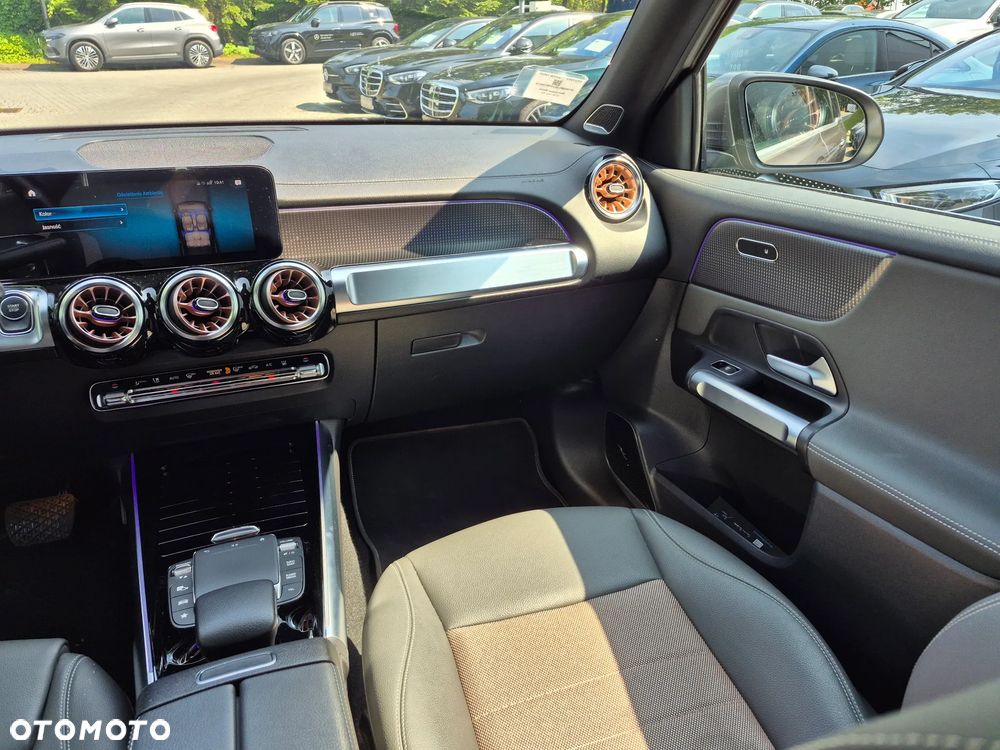 Mercedes-Benz EQB 300 66.5kWh 4-Matic AMG - 28