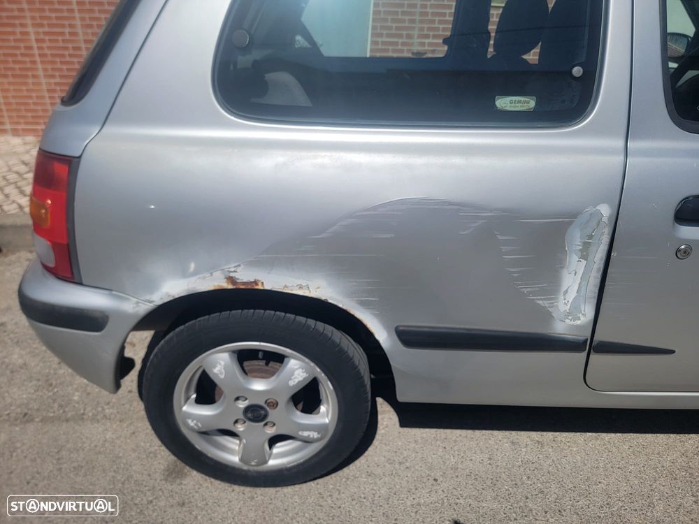 Nissan Micra 1.0 LX - 2