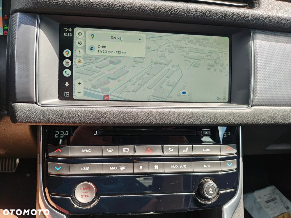 Jaguar XF 20d AWD R-Sport - 18