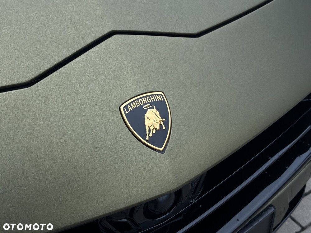 Lamborghini Urus - 24