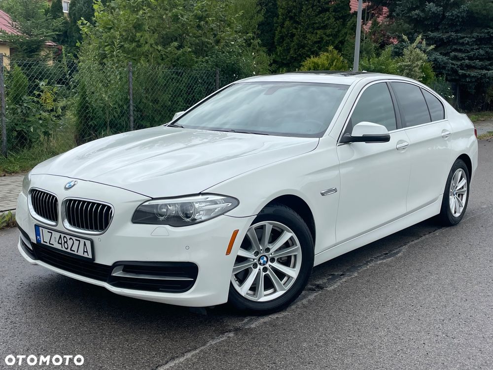 BMW Seria 5 528i xDrive Luxury Line - 3