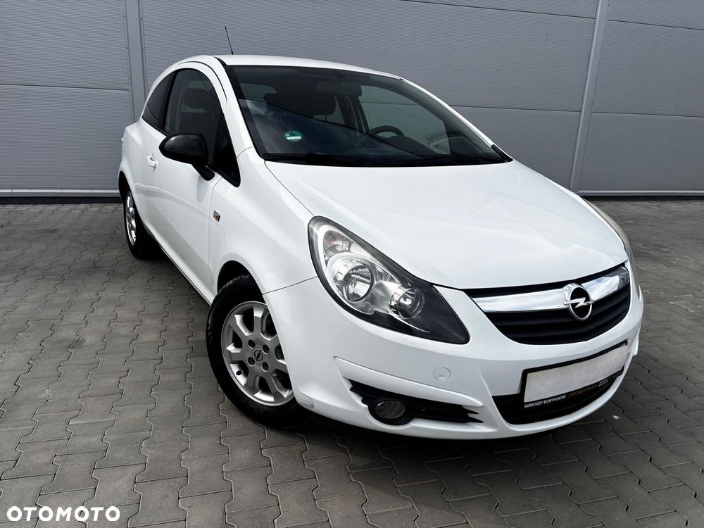 Opel Corsa 1.4 16V Color Edition - 1