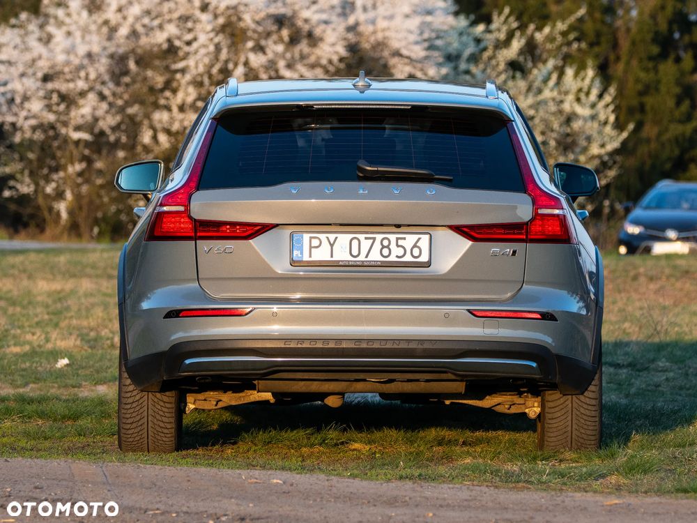 Volvo V60 Cross Country B4 D AWD - 4