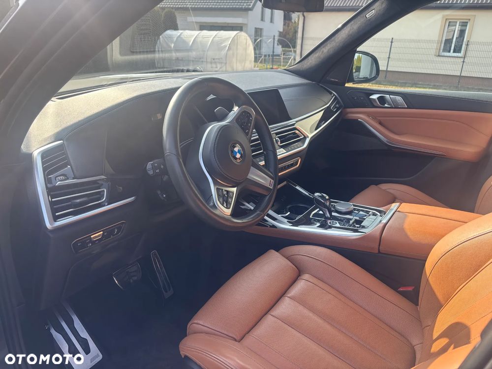 BMW X7 xDrive40i - 7