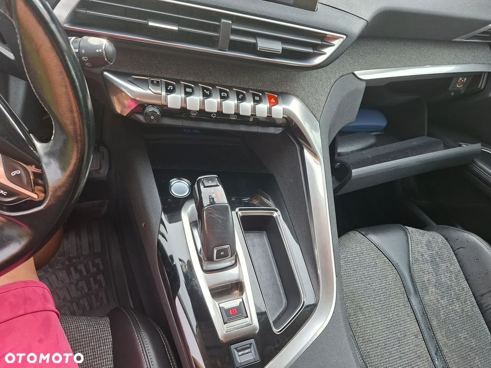 Peugeot 5008 - 7