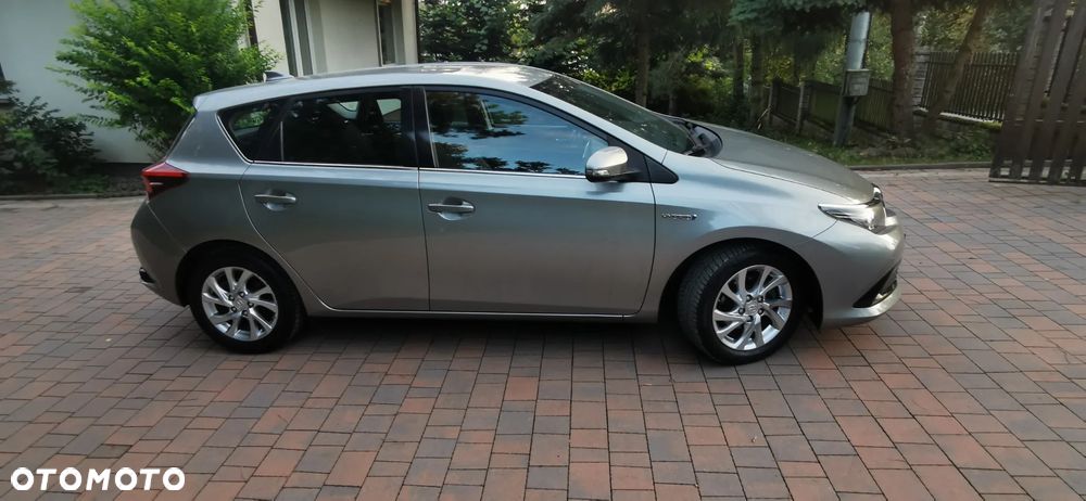 Toyota Auris - 9