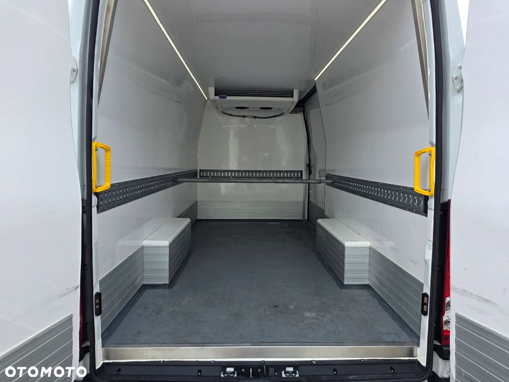 Iveco 35S16 Chłodnia CARIRER 350 xarios rej.03/2024 km40000 automat - 2