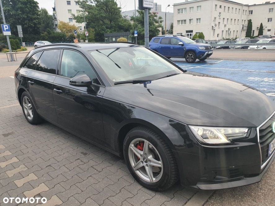 Audi A4 Avant 35 TDI S tronic - 24