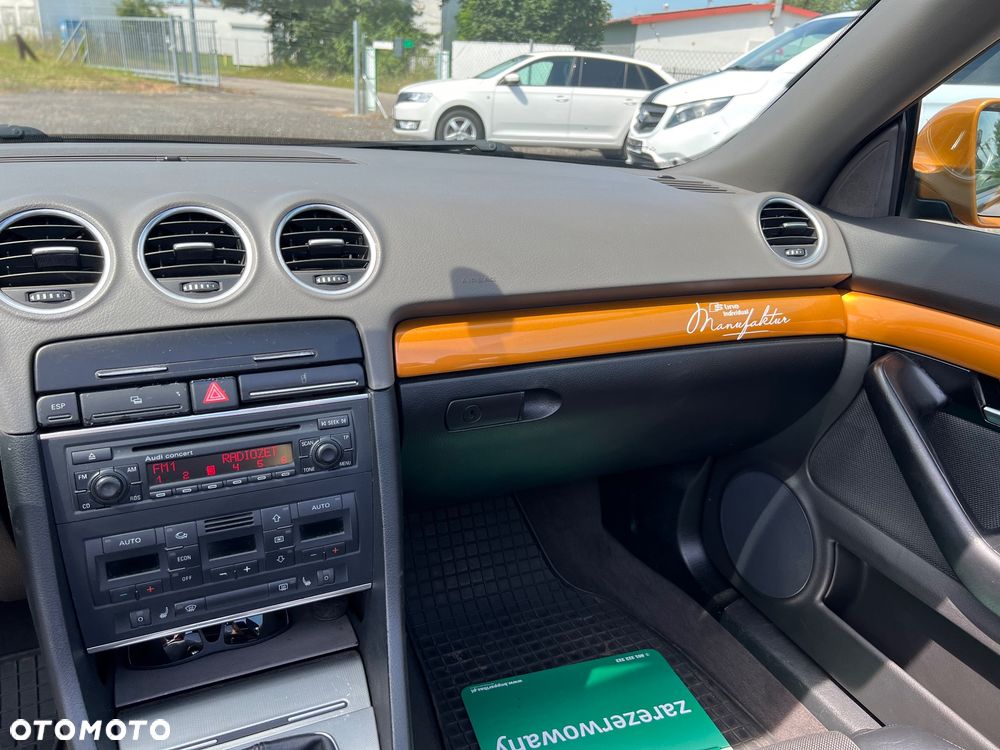 Audi A4 Cabrio 2.4 - 20