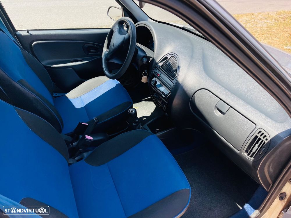 Citroën Saxo 1.0i Furio - 11