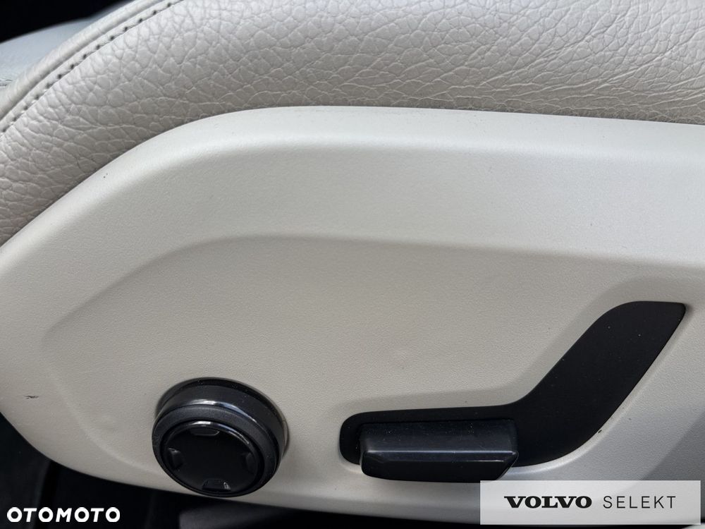 Volvo S90 - 17