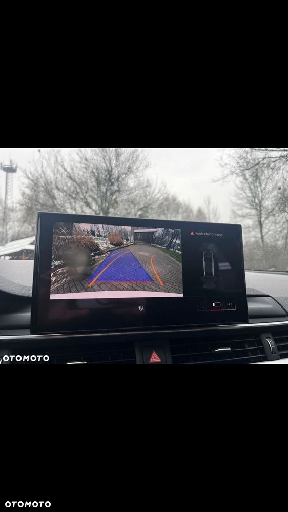 Audi A4 Limousine - 12