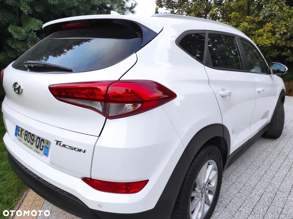 Hyundai Tucson 1.7 CRDI BlueDrive Style 2WD - 12