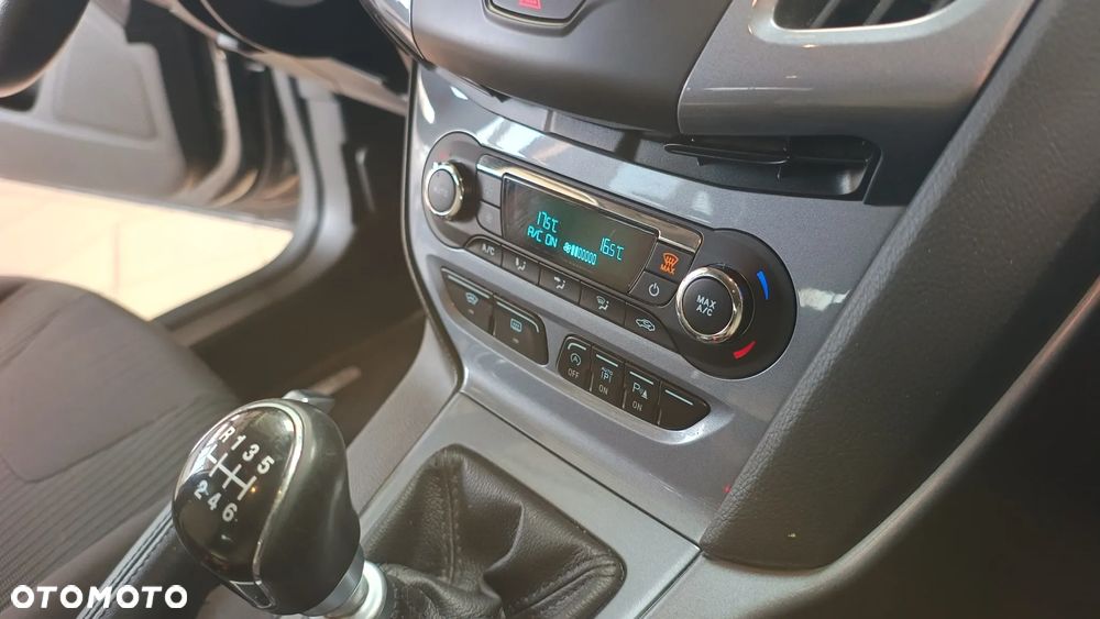 Ford Focus 1.6 EcoBoost Titanium - 29