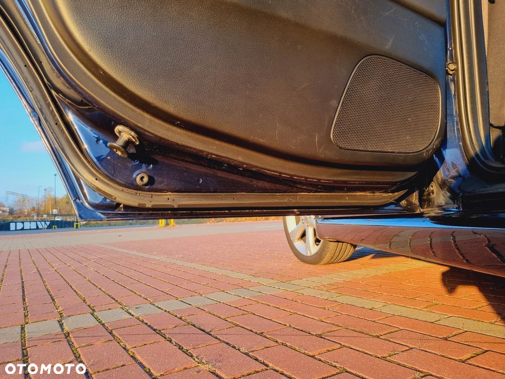 Subaru Legacy Kombi 2.0R Comfort - 34