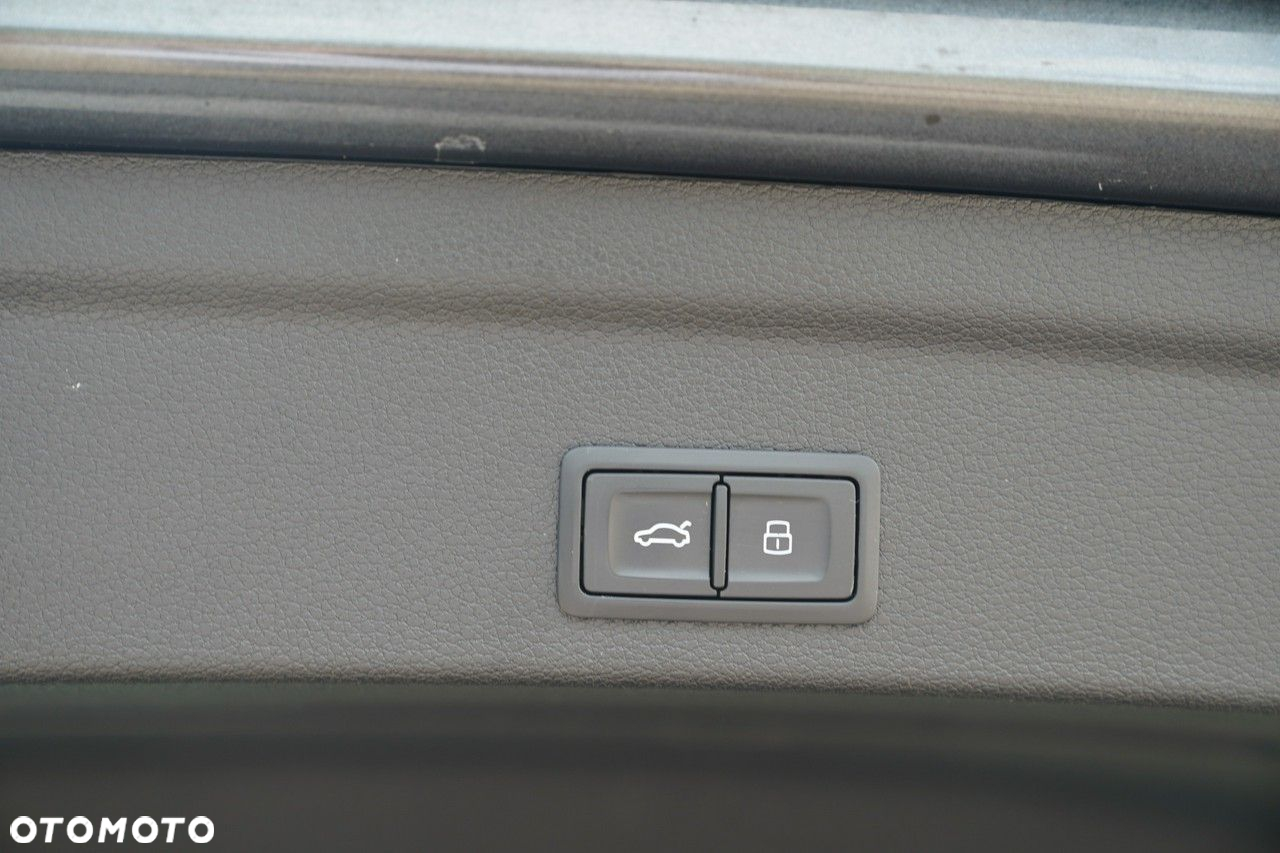 Audi Q3 Sportback - 16
