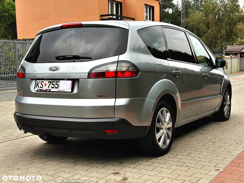 Ford S-Max 2.0 Titanium - 34
