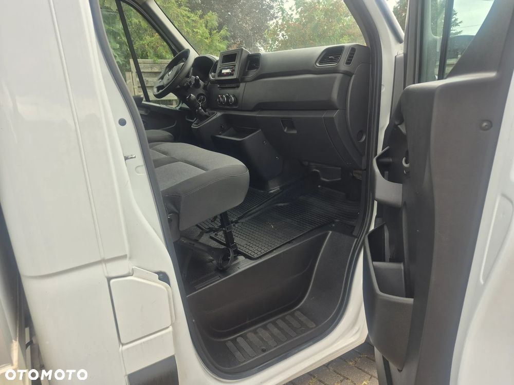 Renault Master - 11