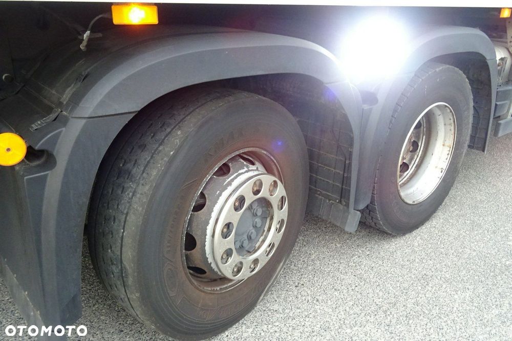 Mercedes-Benz Antos 2840 sypialna euro 6 kontener chłodnia 18 palet 3 osie - 14