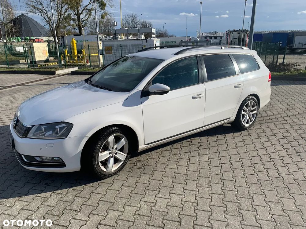 Volkswagen Passat 1.6 TDI Comfortline - 2