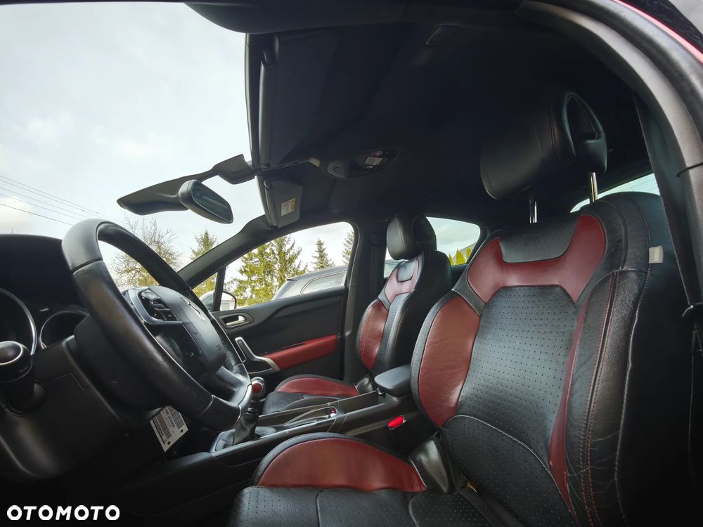 Citroën DS4 BlueHDi 150 S&S SoChic - 21